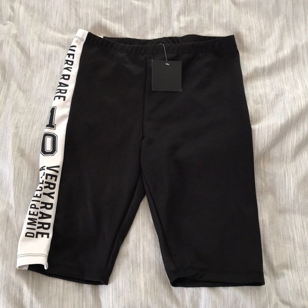 Dimepiece bike shorts